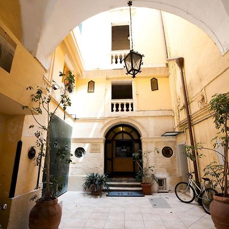 Azzurretta Guest House Lecce Exterior foto