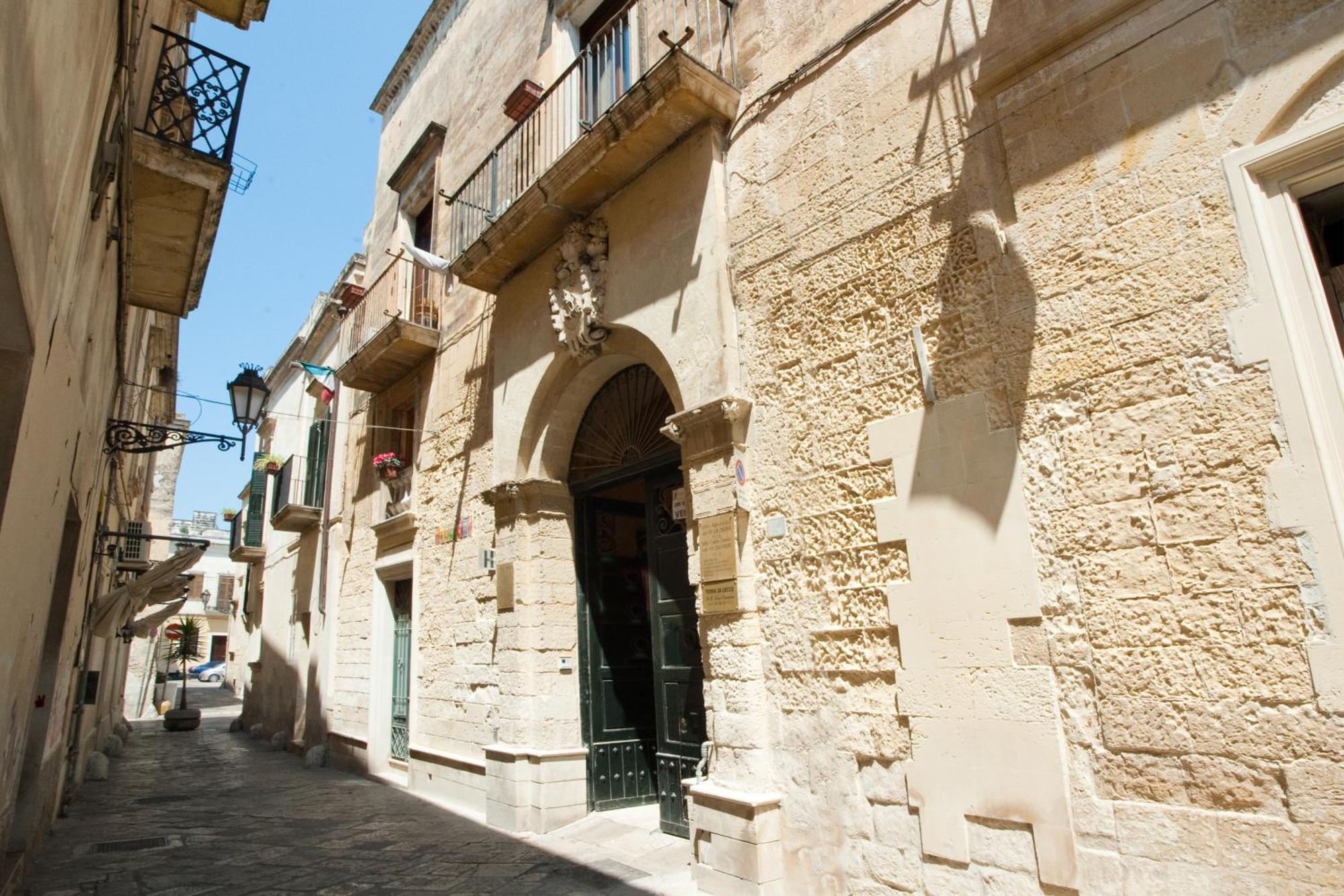 Azzurretta Guest House Lecce Exterior foto